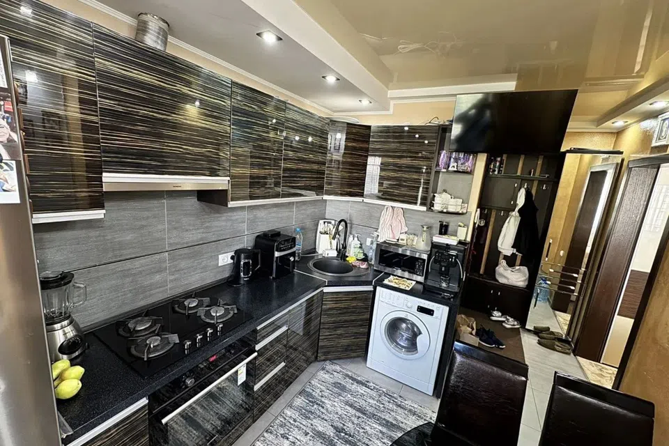 Продаётся 3-комнатная квартира, 74 м²