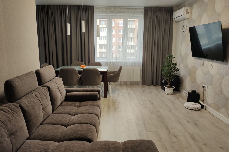 Продаётся 4-комнатная квартира, 99.2 м²