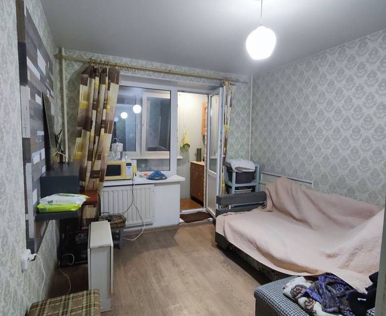 Продаётся комната в 5-комн. квартире, 12.2 м²