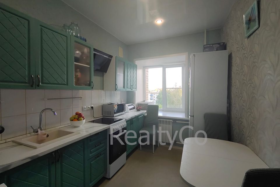 Продаётся 3-комнатная квартира, 59.2 м²