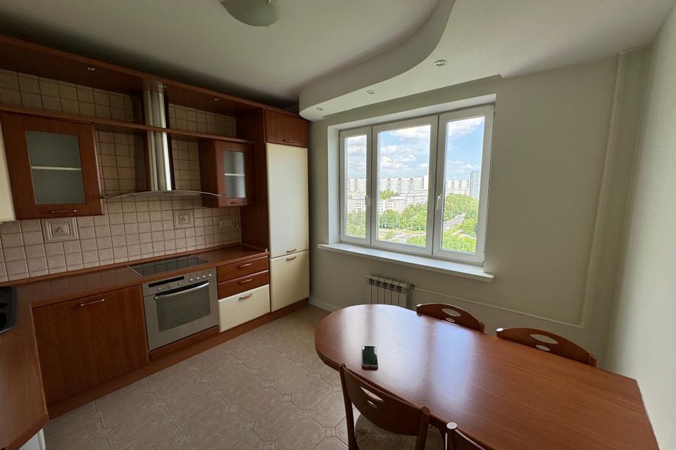 Продаётся 3-комнатная квартира, 76 м²