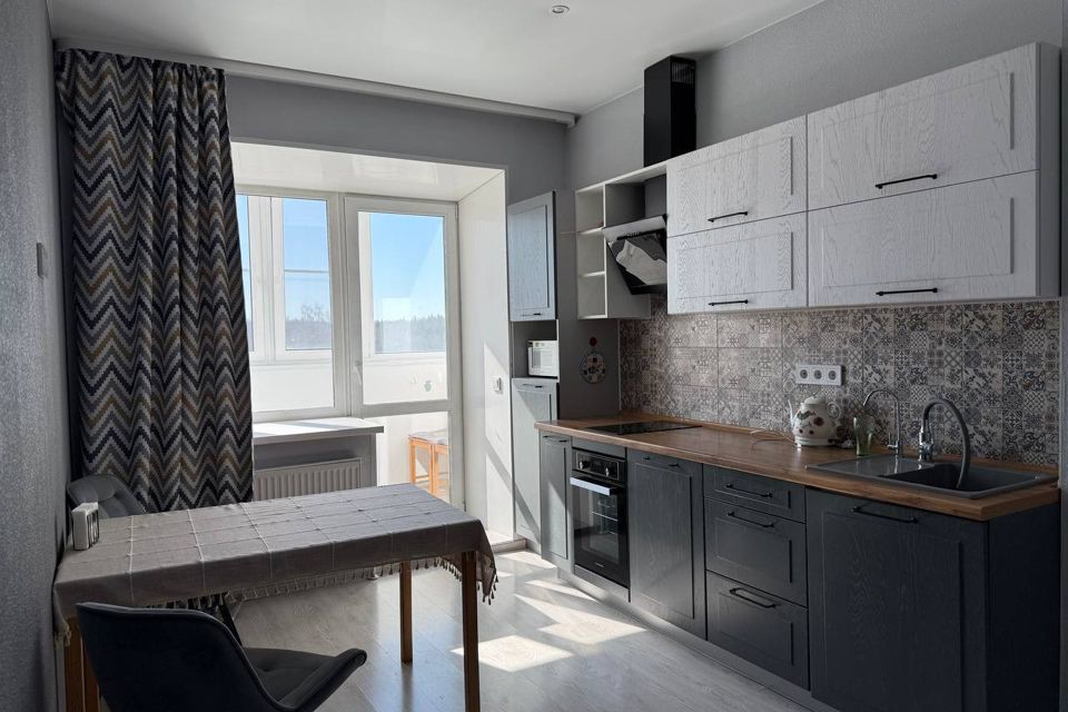 Сдаётся 1-комнатная квартира, 42.3 м²