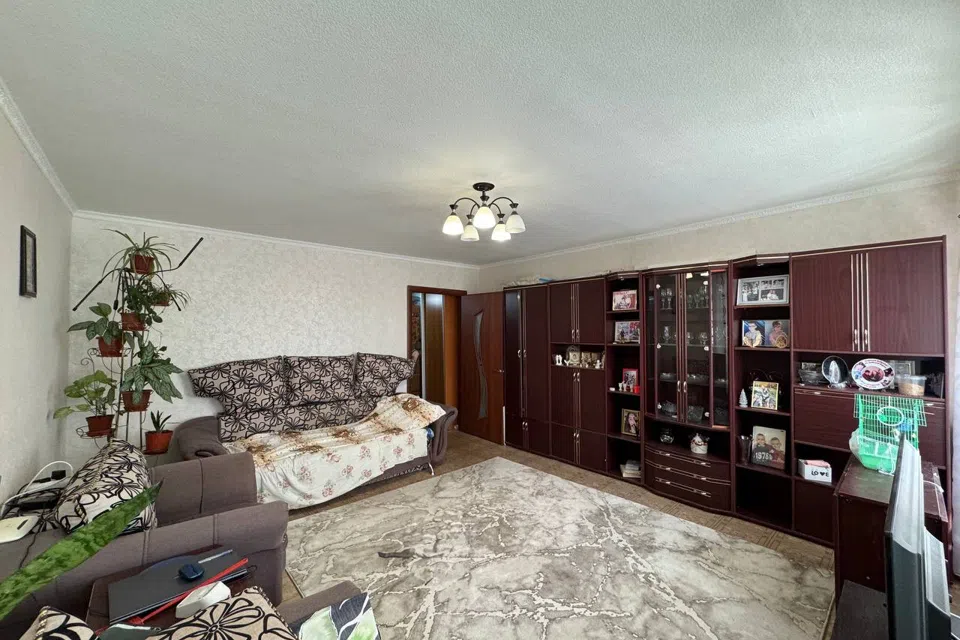 Продаётся 1-комнатная квартира, 38 м²