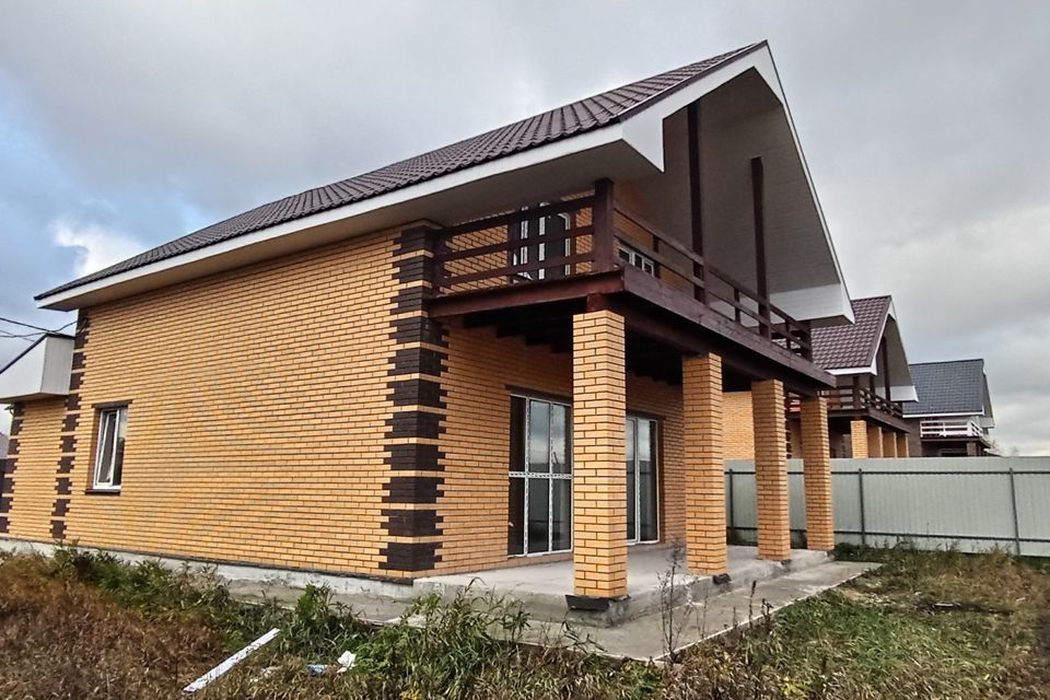 Продаётся 2-этажный дом, 164 м²