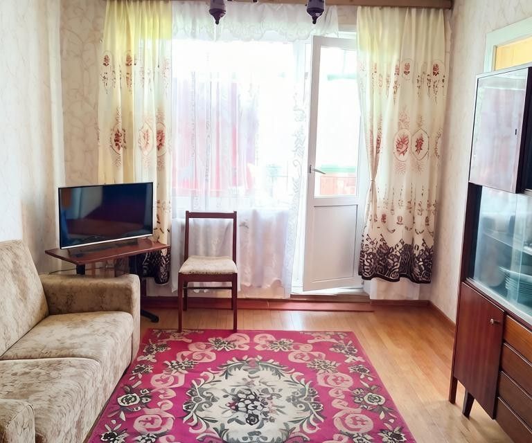 Продаётся 3-комнатная квартира, 47.5 м²
