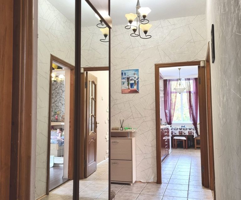 Продаётся 3-комнатная квартира, 67.6 м²