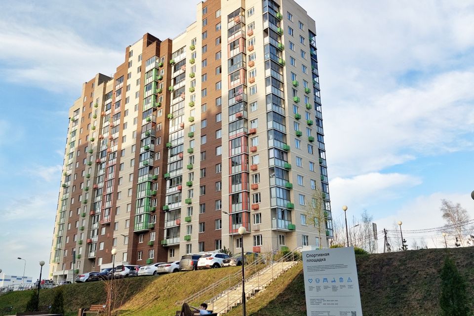 Продаётся 2-комнатная квартира, 49.6 м²