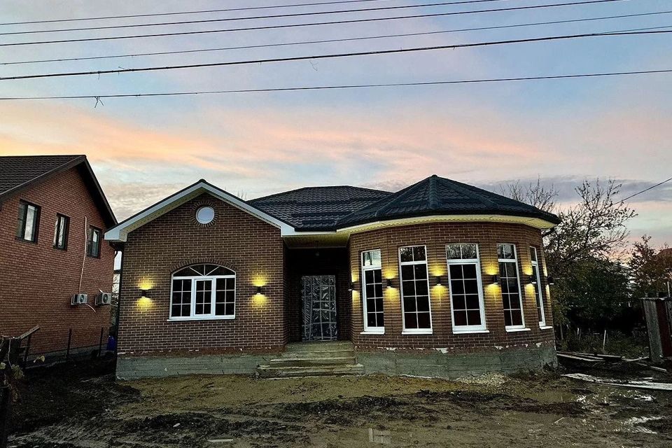 Продаётся 1-этажный дом, 105 м²