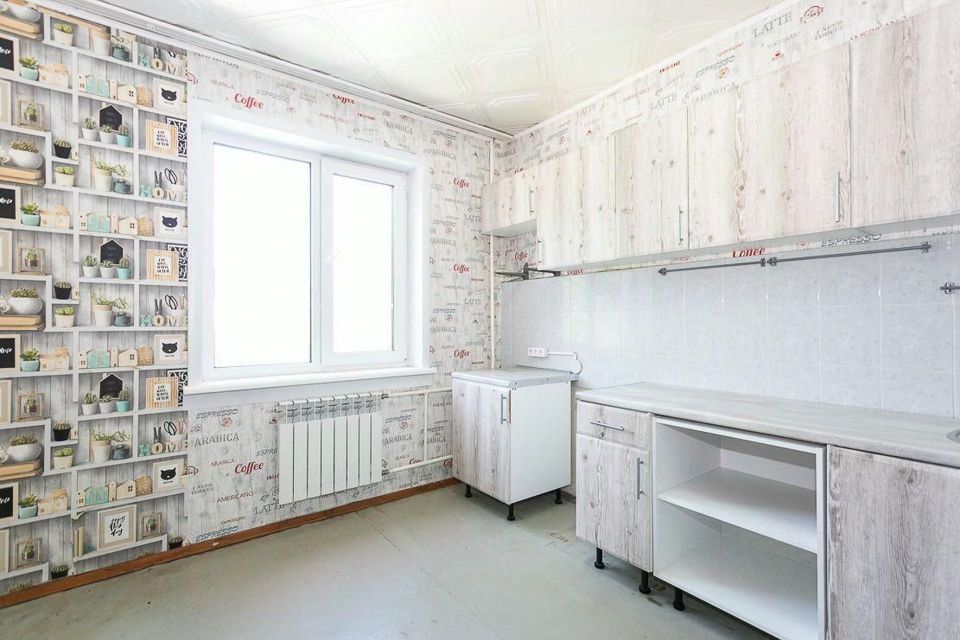 Продаётся 4-комнатная квартира, 76.5 м²