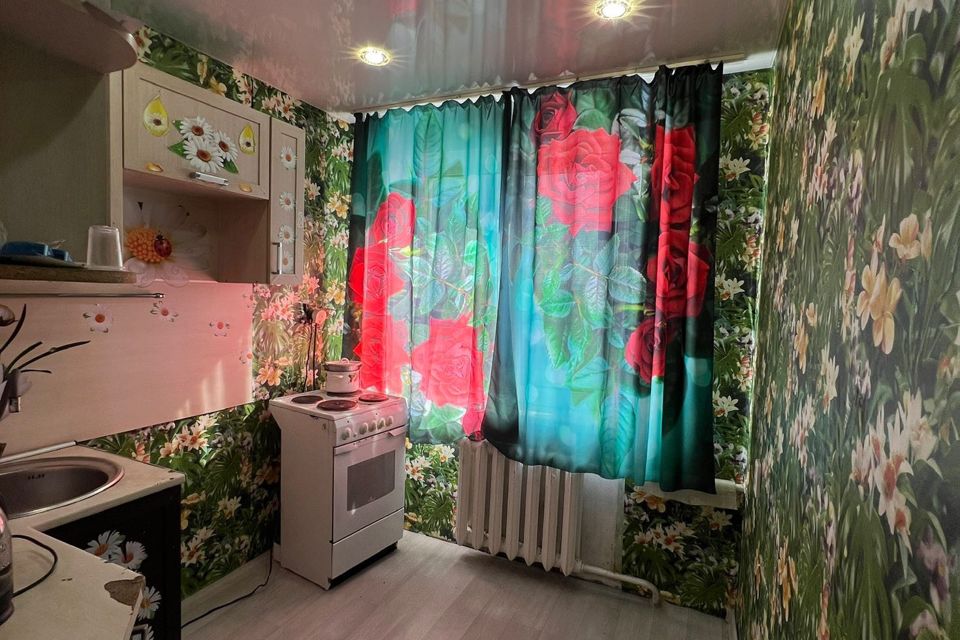 Сдаётся 4-комнатная квартира, 62 м²