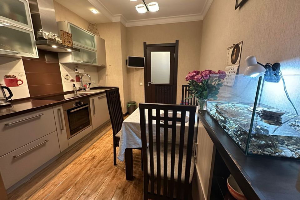 Продаётся 3-комнатная квартира, 81.1 м²