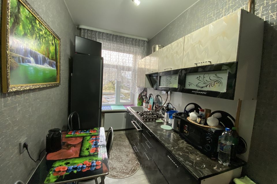 Продаётся 3-комнатная квартира, 51.2 м²