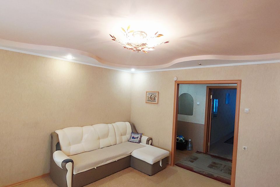 Продаётся 3-комнатная квартира, 75.8 м²
