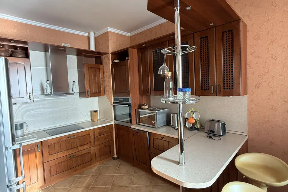 Продаётся 3-комнатная квартира, 104 м²