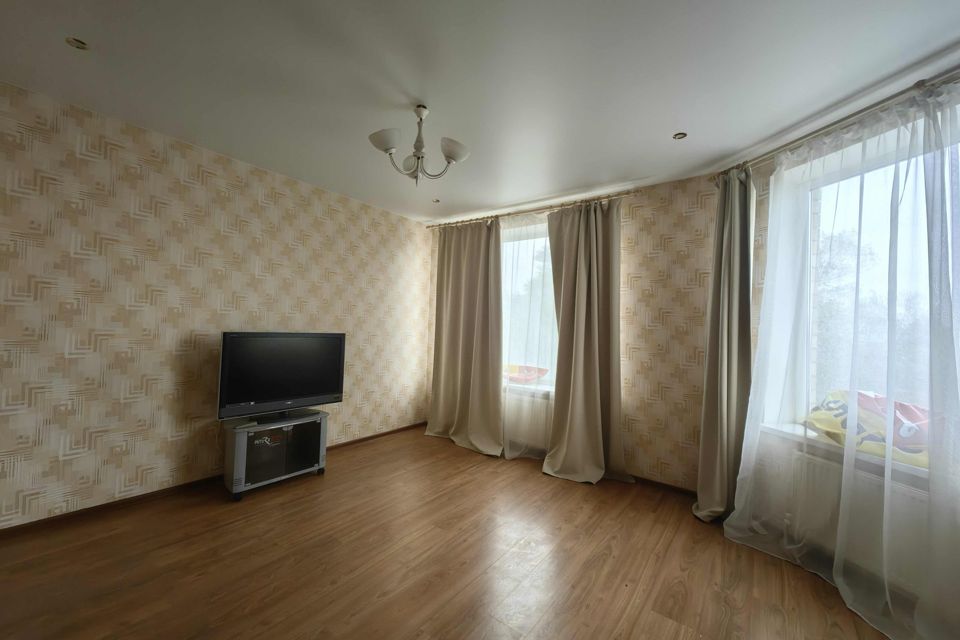 Продаётся 2-комнатная квартира, 53 м²