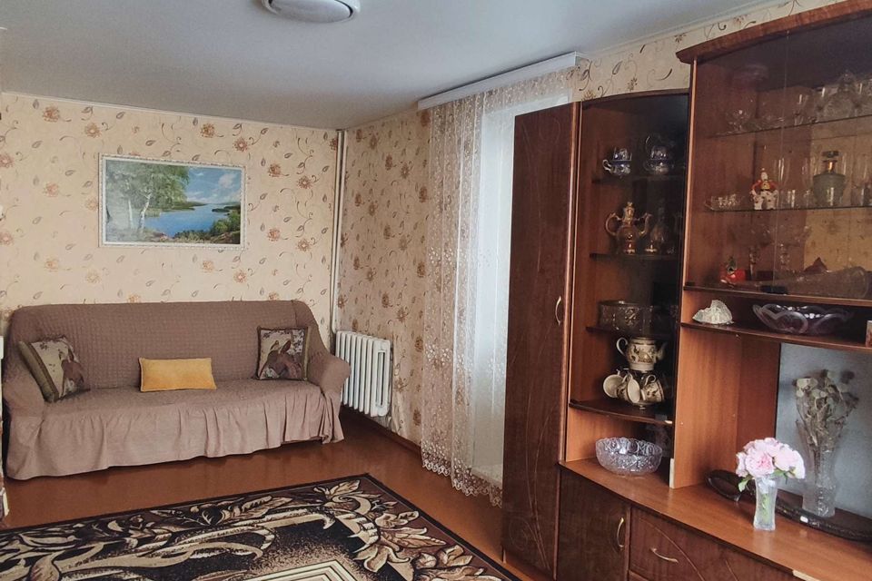 Продаётся 4-комнатная квартира, 93 м²