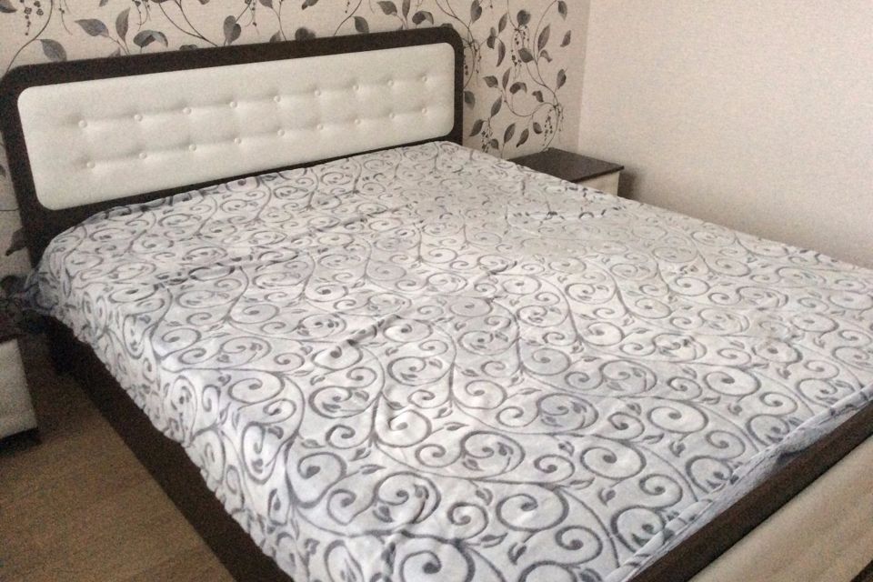 Сдаётся 2-комнатная квартира, 60 м²