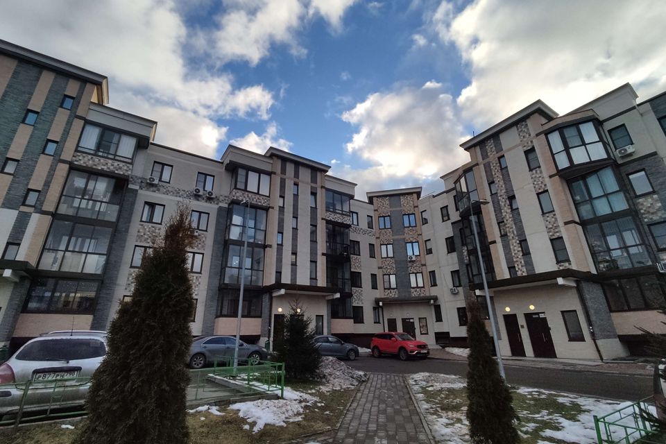 Продаётся 1-комнатная квартира, 38.8 м²