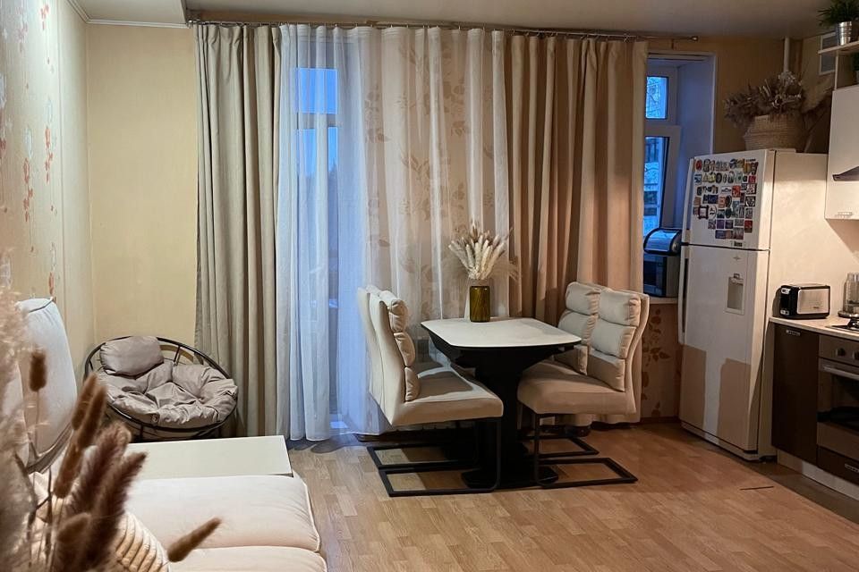 Продаётся 2-комнатная квартира, 46.5 м²