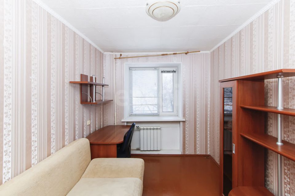 Продаётся 3-комнатная квартира, 50.8 м²