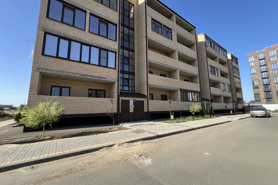 Продаётся 2-комнатная квартира, 74.6 м²