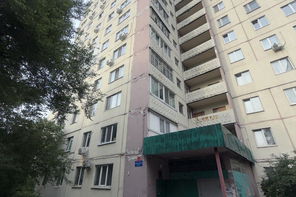 Продаётся 3-комнатная квартира, 56.8 м²