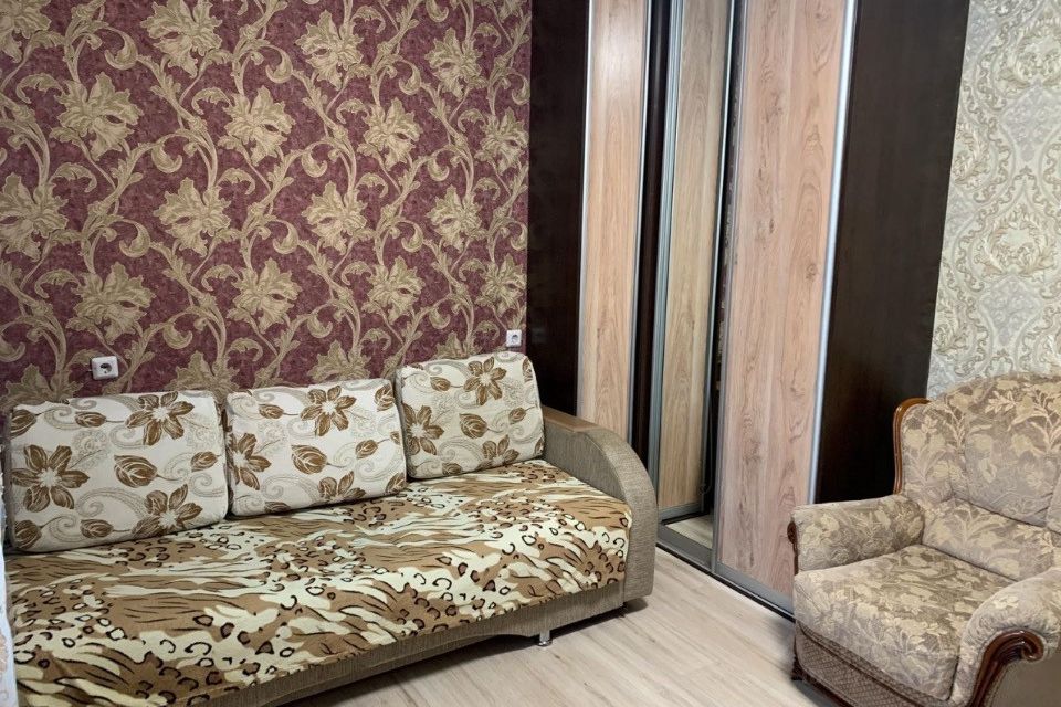 Сдаётся 1-комнатная квартира, 35 м²