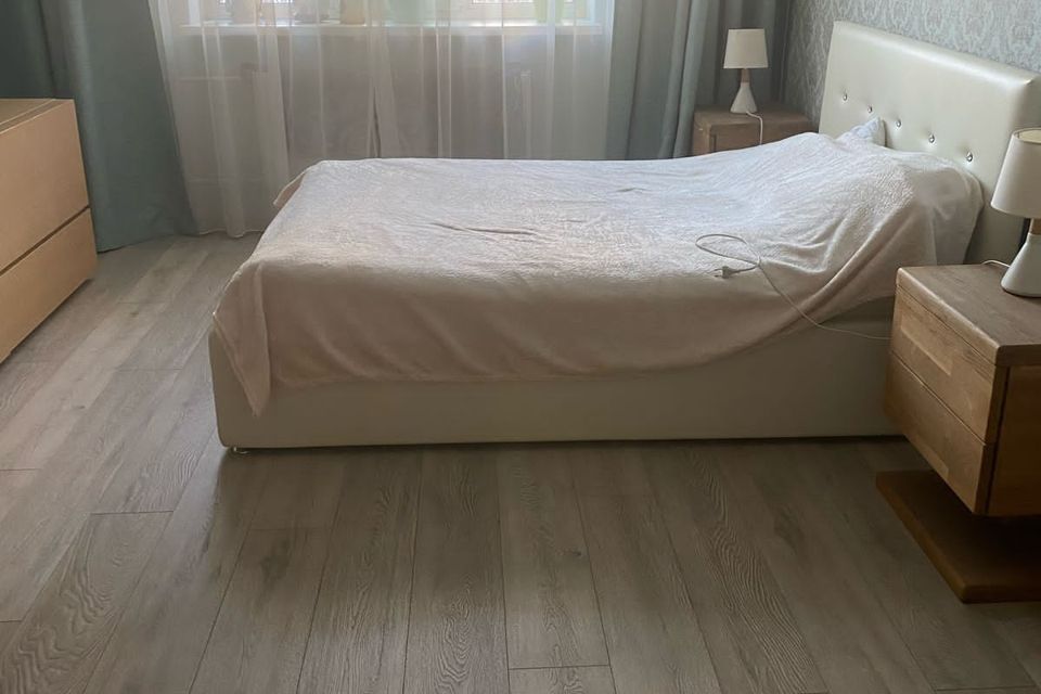 Продаётся 2-комнатная квартира, 65.6 м²