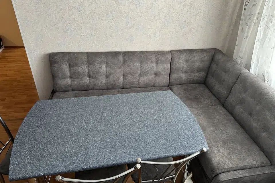 Продаётся 3-комнатная квартира, 96 м²