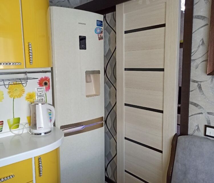 Продаётся 3-комнатная квартира, 47 м²