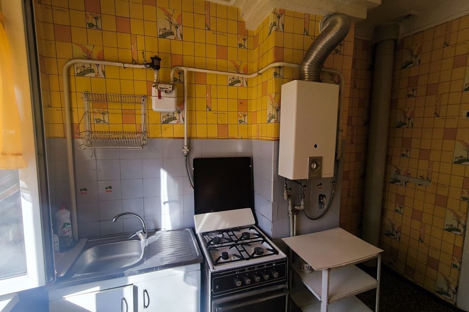 Продаётся 3-комнатная квартира, 57.7 м²