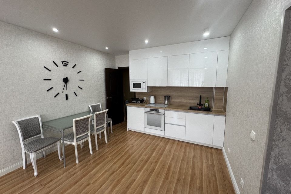 Продаётся 1-комнатная квартира, 46 м²