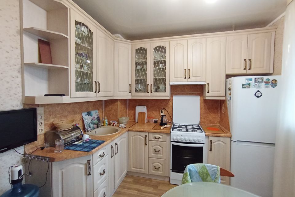Продаётся 2-комнатная квартира, 49.8 м²