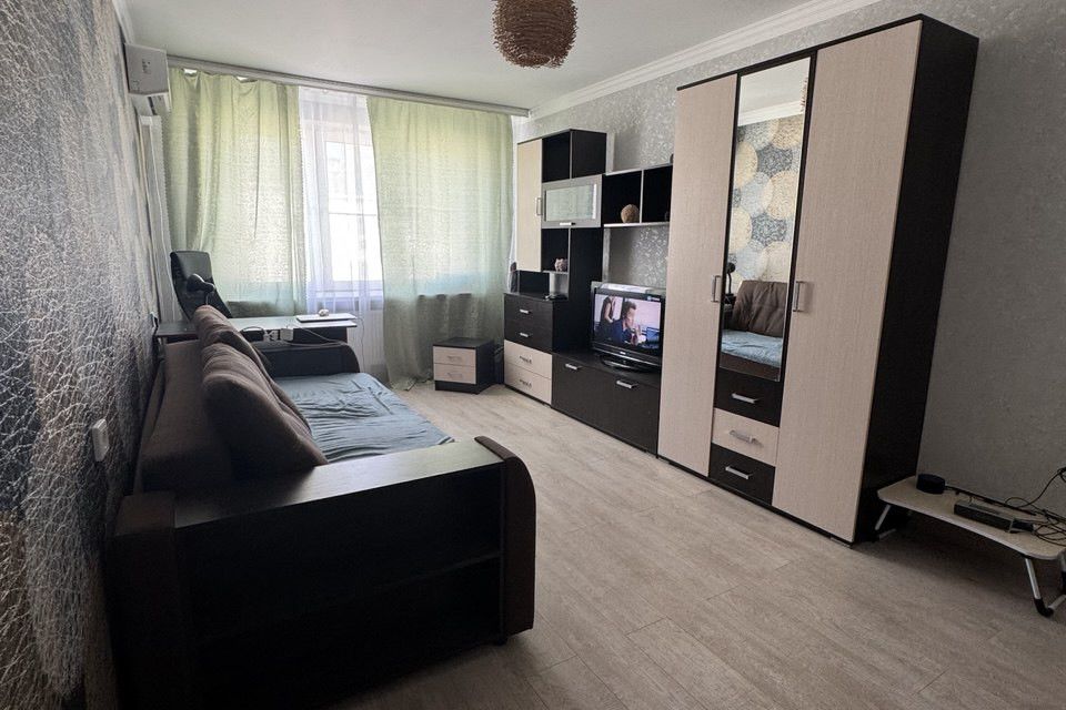 Продаётся 1-комнатная квартира, 37.35 м²