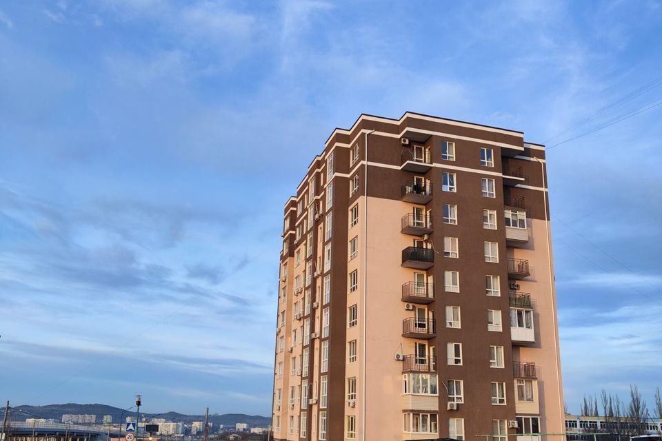 Продаётся 2-комнатная квартира, 56.5 м²