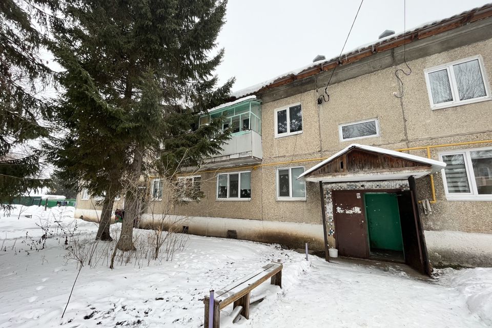 Продаётся 2-комнатная квартира, 43.8 м²