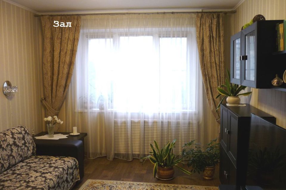 Продаётся 3-комнатная квартира, 62.8 м²