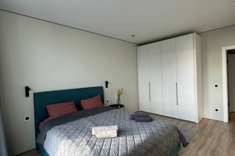Сдаётся 1-комнатная квартира, 353 м²