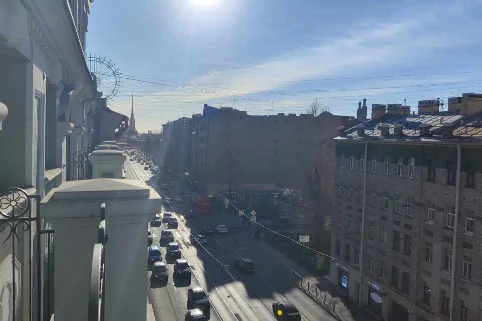 Продаётся 2-комнатная квартира, 72.2 м²