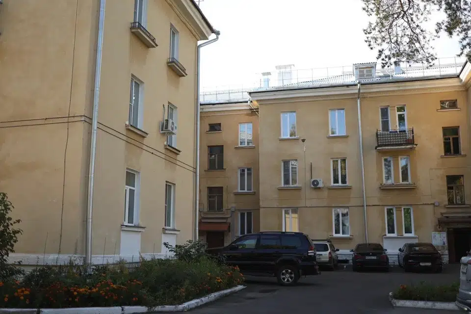Продаётся 2-комнатная квартира, 56.8 м²