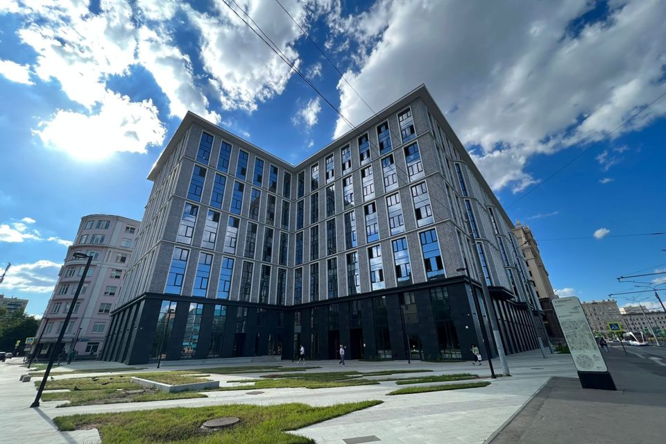 Продаётся 2-комнатная квартира, 58 м²