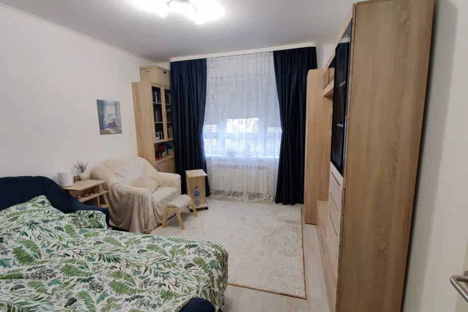 Продаётся 2-комнатная квартира, 56.9 м²