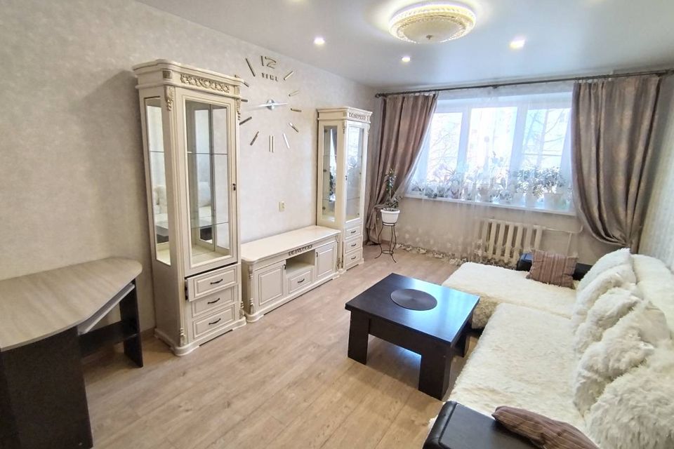 Продаётся 3-комнатная квартира, 63.7 м²