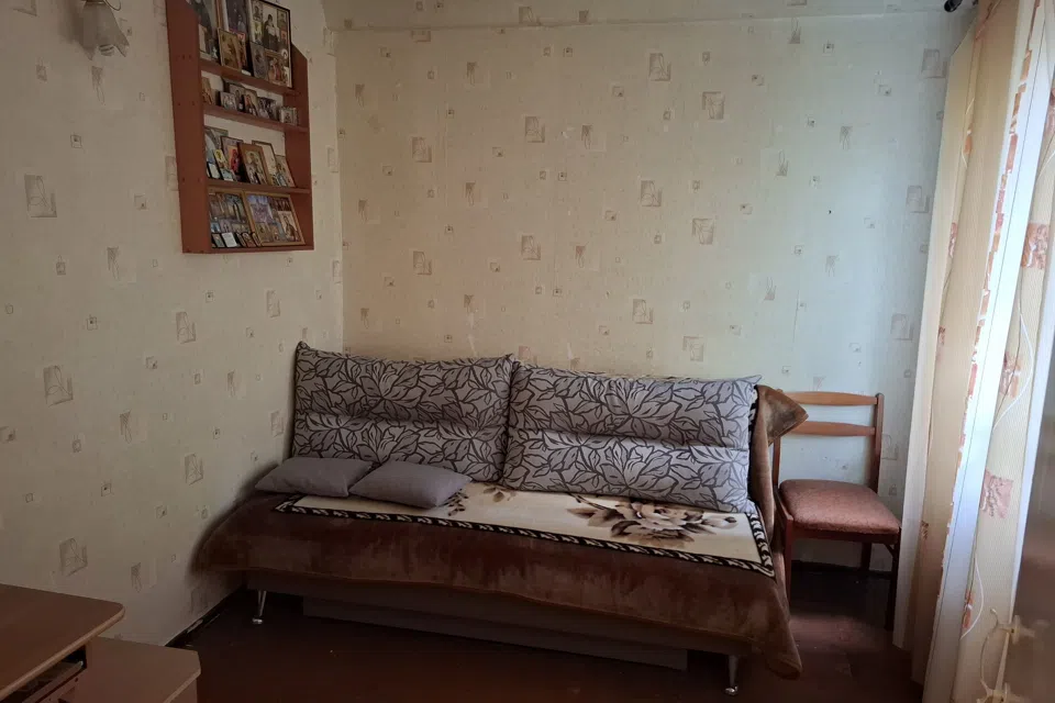 Продаётся 4-комнатная квартира, 57 м²