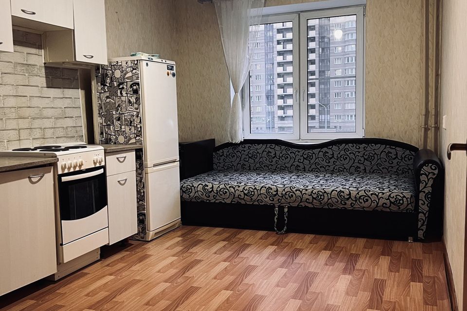 Продаётся 1-комнатная квартира, 42 м²