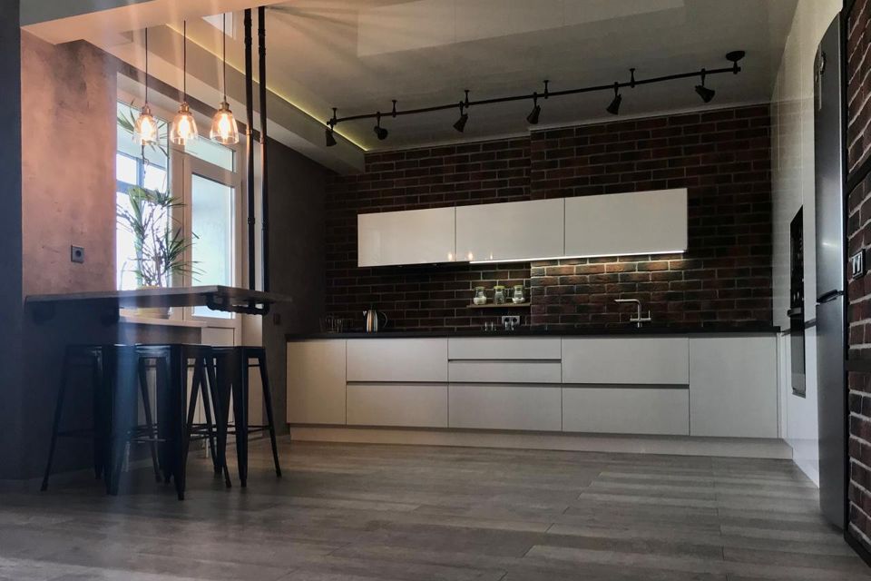 Сдаётся 2-комнатная квартира, 75 м²