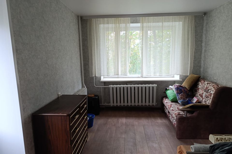 Продаётся комната в 3-комн. квартире, 13.9 м²