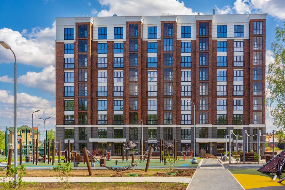 Продаётся 2-комнатная квартира, 92.7 м²