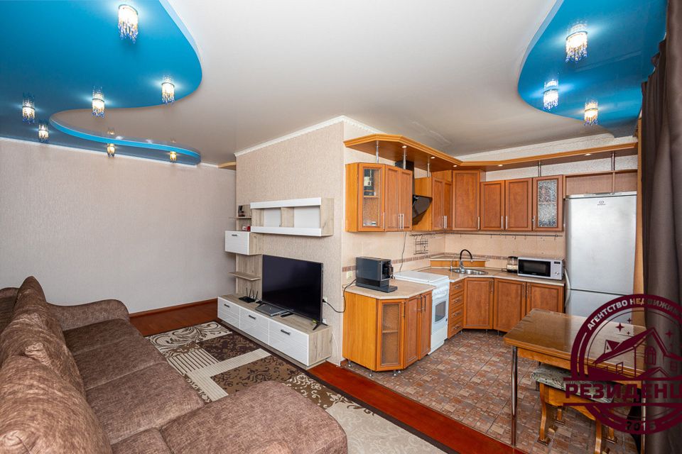 Продаётся 3-комнатная квартира, 56.8 м²