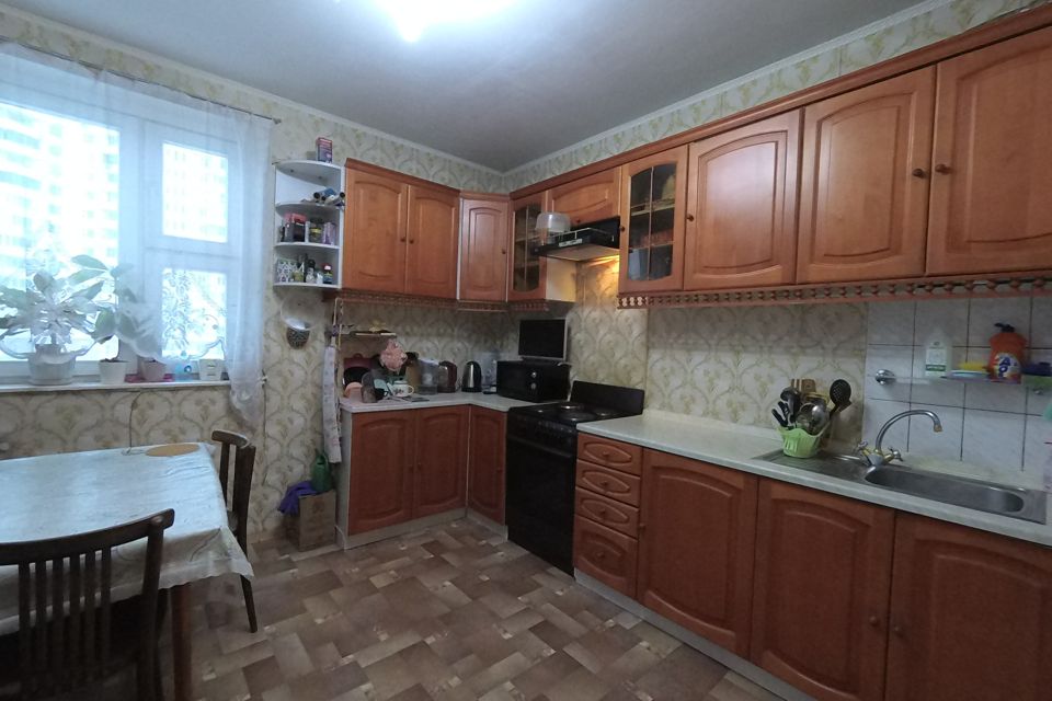 Продаётся 3-комнатная квартира, 74.8 м²